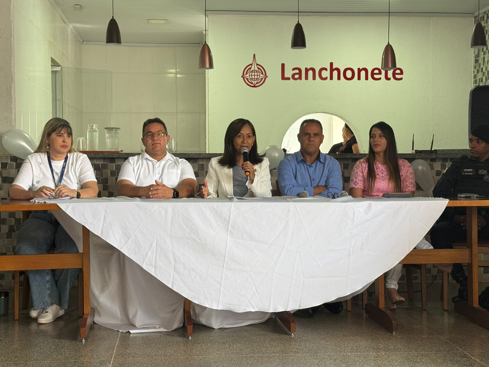 Roda de Conversa encerra Campanha Janeiro Branco na sede da CABE